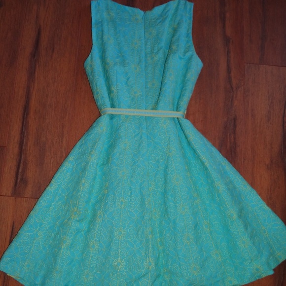Light blue and lime green flowered spring dress - Picture 5 of 8
